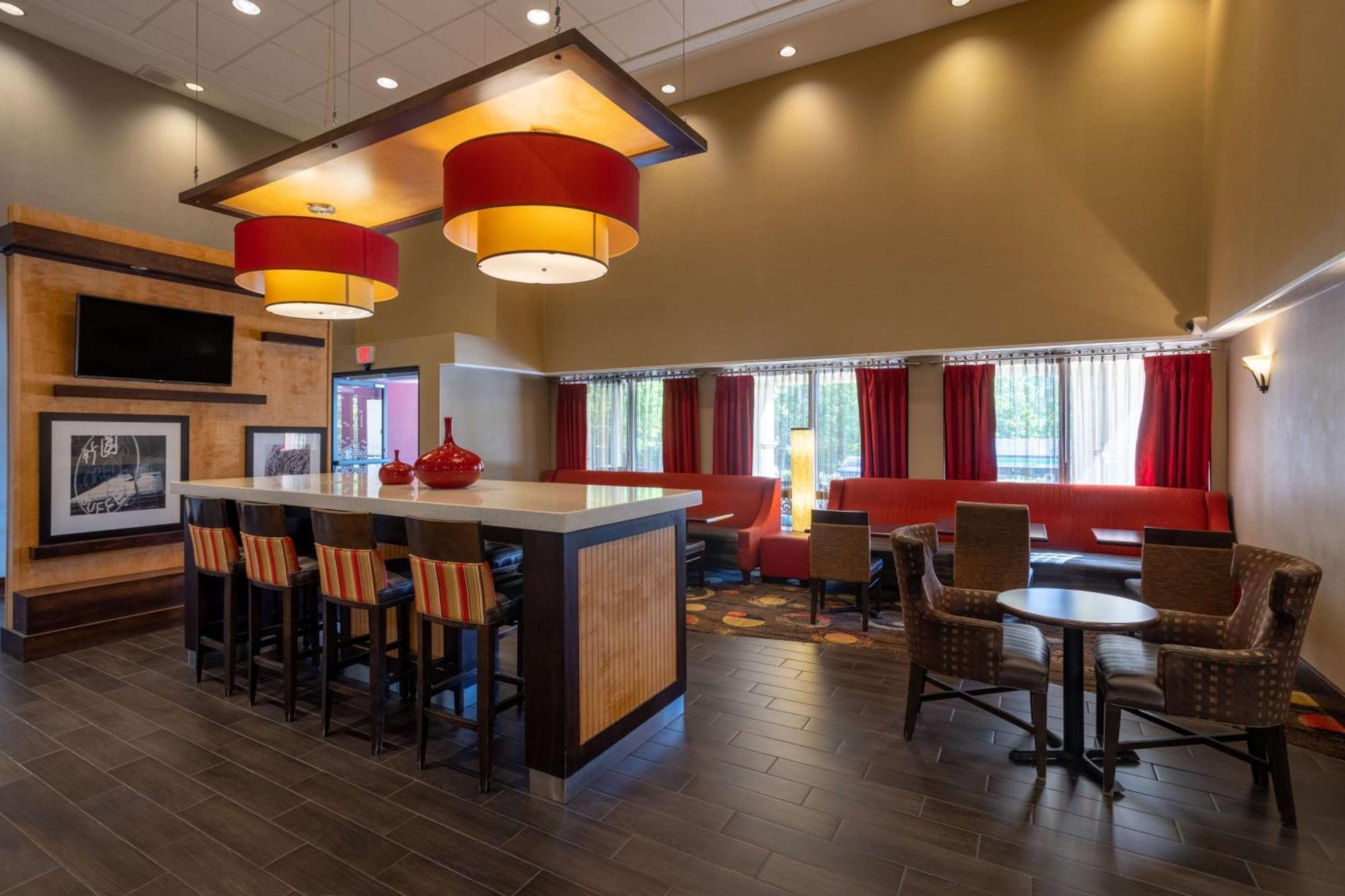 Hampton Inn Chester Zewnętrze zdjęcie